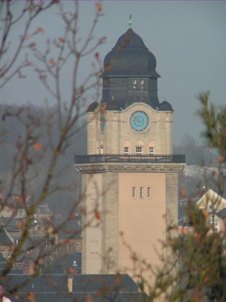 der Rathausturm von Plauen, gesehen von der Klemmstra&szlig;e