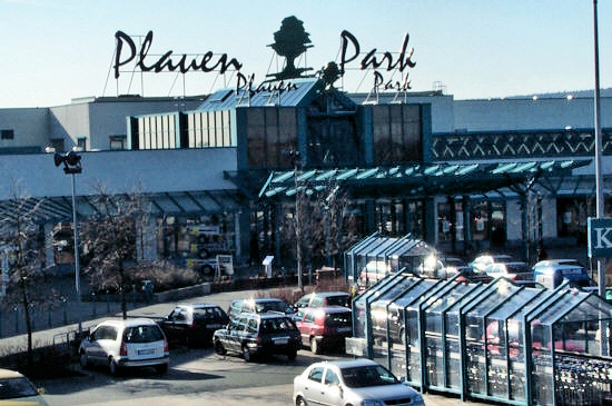 der Eingang vom Plauen Park
